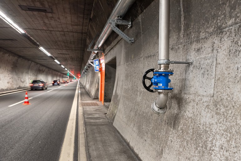 SOS- und Hydranten-Nischen im Kerenzerbergtunnel